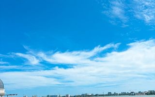 PALAZU MARE(COD 05) - Curte proprie. Vedere panoramică spre lac. - Poză 22