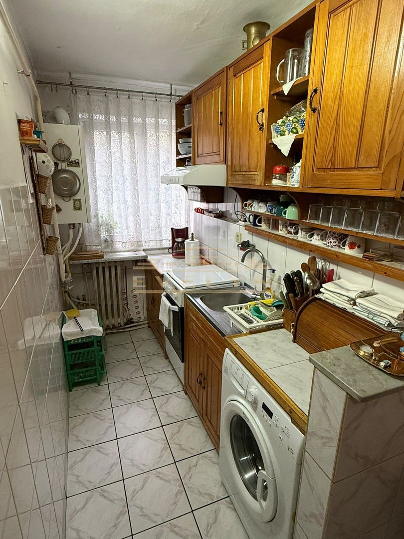 Apartament cu 3 camere de vânzare – Etaj 2- Str. Sucevei - Poză 2