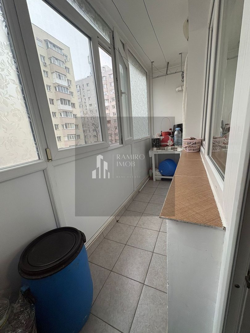 Garsoniera Metrou 1 Decembrie 1918 confort 1 - Poză 5