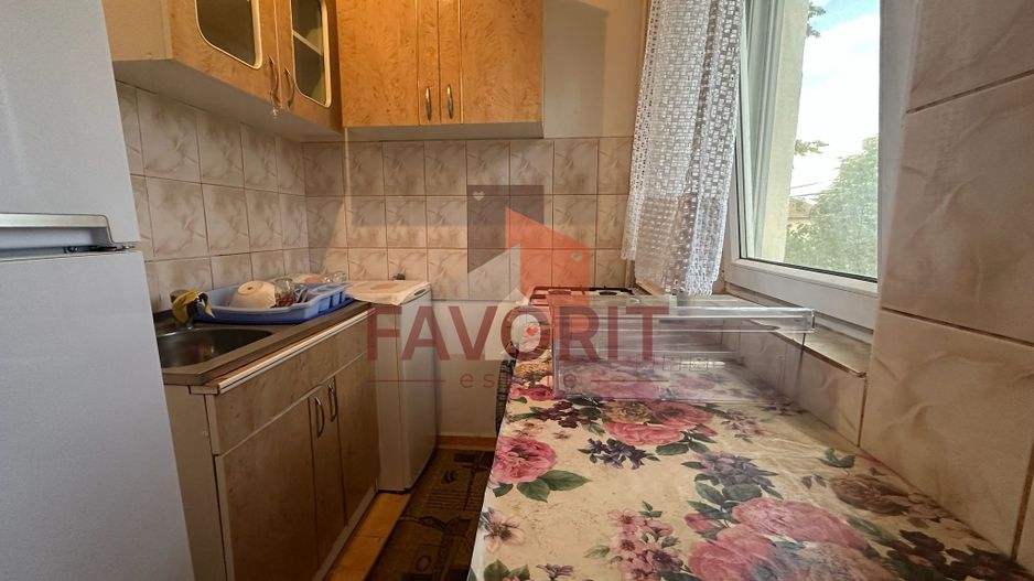 3 camere | etaj 1 | mobilat si utilat | zona excelenta | - Poză 3
