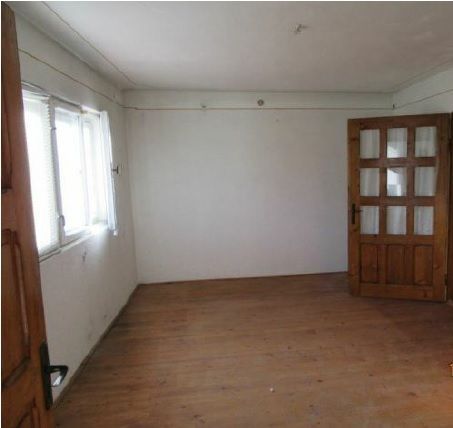 Casa si spatiu comercial Pucioasa - Poză 3