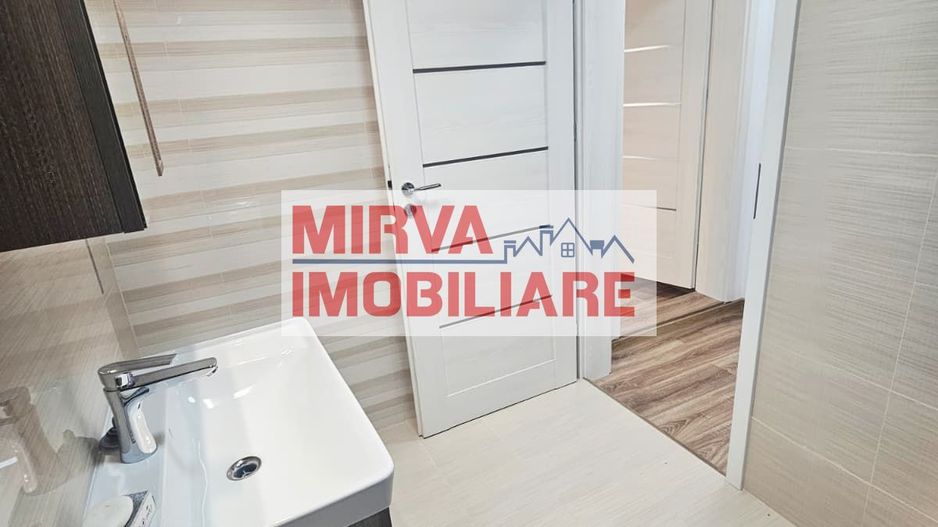 🏢 Spațiu de birouri de închiriat, 6 camere – Central, Ploiești - Poză 46