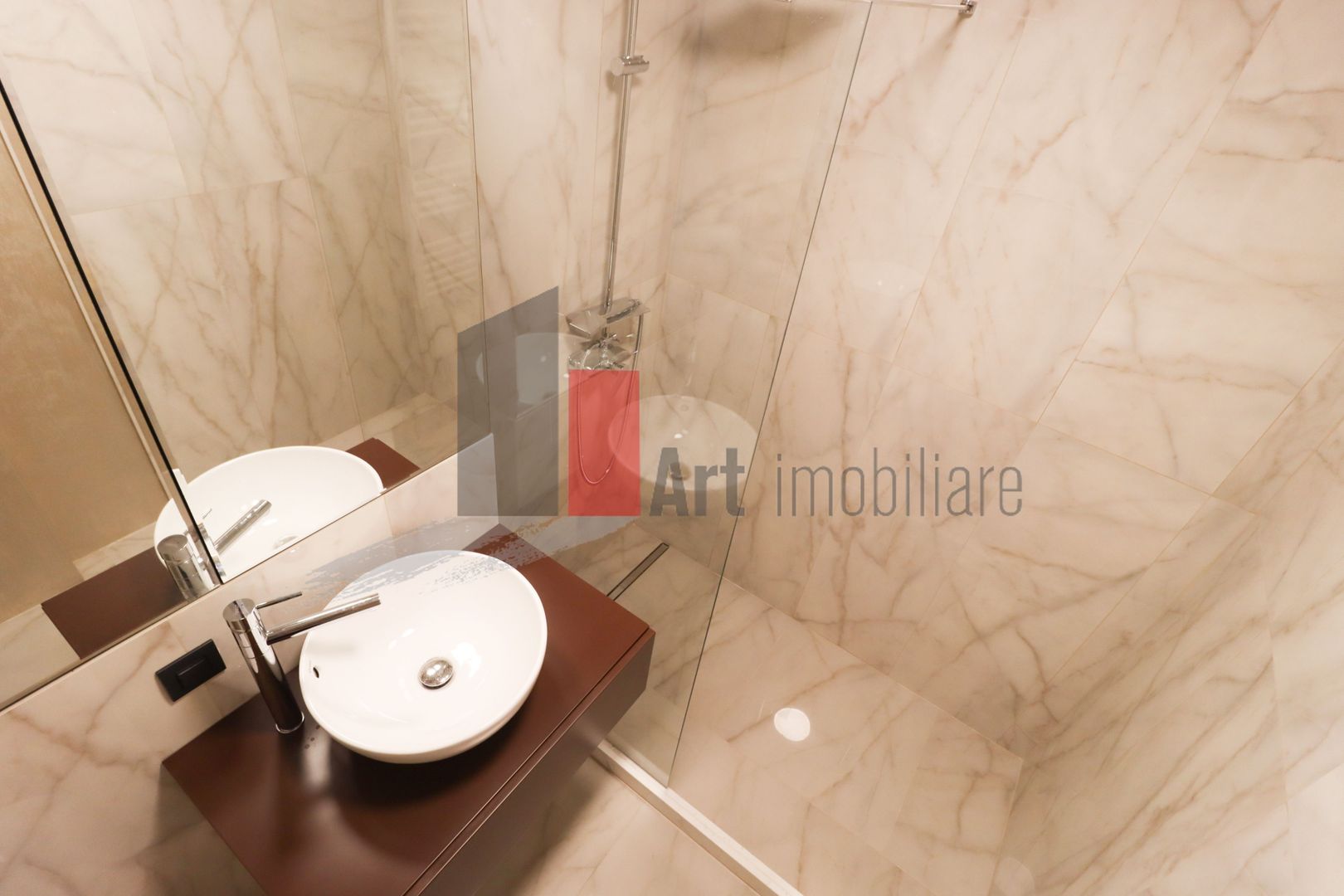 Apartamentul "XENTE",langa Casa Poporului, intri si te indragosteti pe loc de el - Poză 24