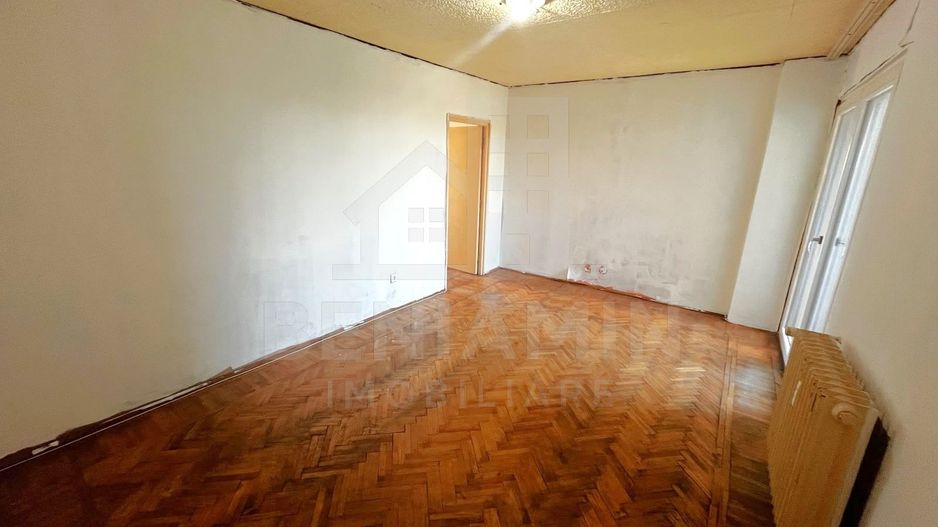 4 Camere-Calea Bucuresti-Rotonda-Spital Neuro-2 Bai-77mp-Liber - Poză 2