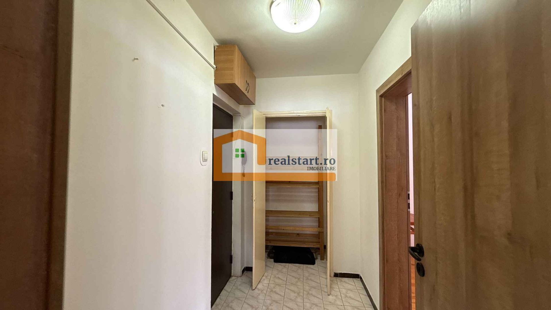 Parter Inalt, langa Mall Park Lake, Metrou Dristor, Piata, Centrala termica, - Poză 7