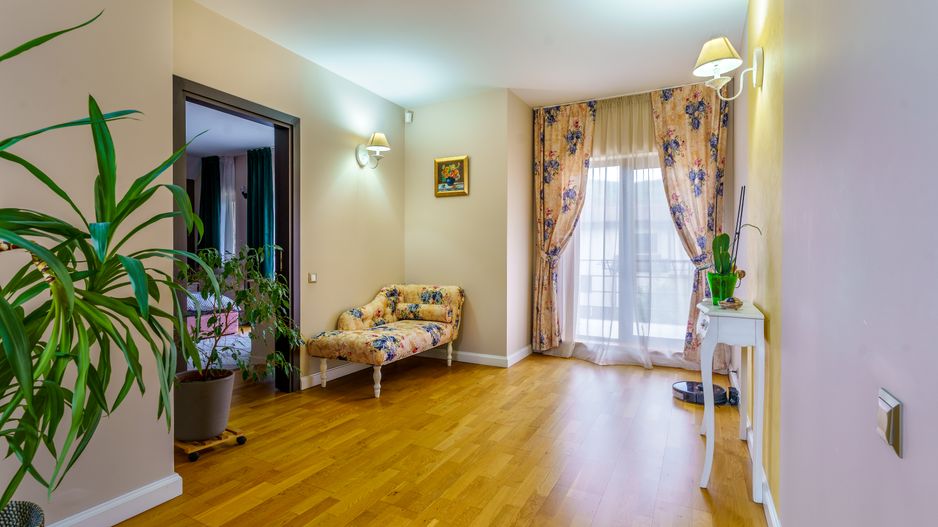 Vilă modernă, cu grădină superbă – ideală pentru o familie! - Poză 16