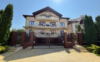 Casă exclusivistă în zonă premium – eleganță, confort și intimitate - Poză 1
