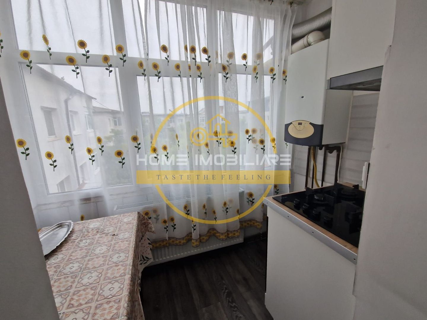 🏠 Apartament de închiriat – 3 camere, decomandat, Piața Alexandru cel Bun - Poză 6