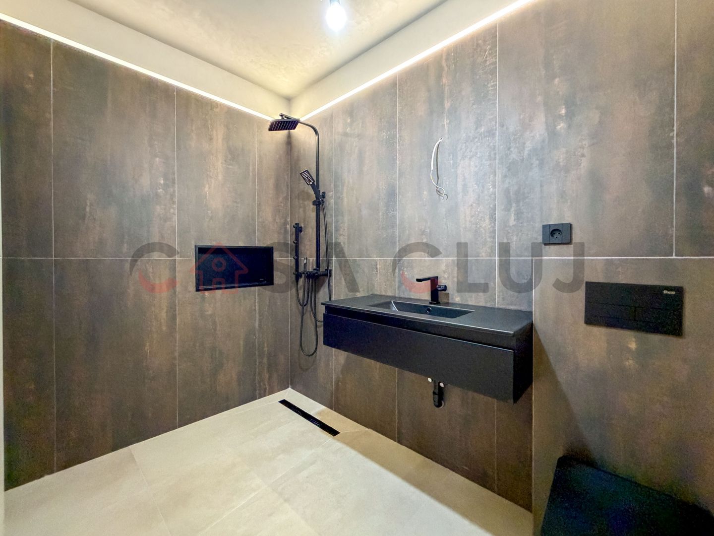 3 camere confort sporit, imobil nou premium - Poză 8