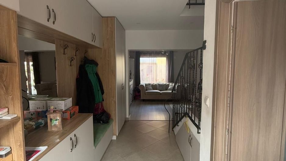 Casa insiruita/duplex - Dumbravita - Poză 3