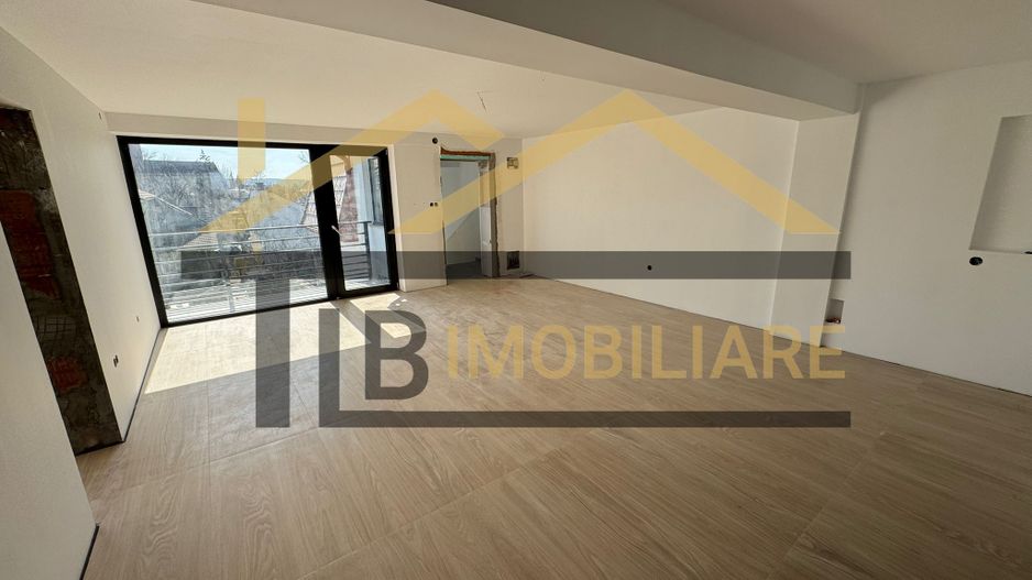 Apartament cu 3 camere, 107 mp, parcare, Zona Bulevardul Cetatii - Poză 2