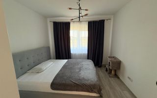 MOBILAT-UTILAT, 3 CAMERE, CURTE SPATOASA - Poză 7