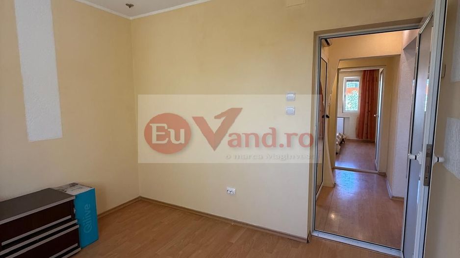 Apartament decomandat - 3 Camere - Mazepa 1 - 74.900 Euro - Poză 8