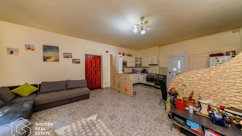 Apartament 2 camere, zona Bujac, parter - Poză 4