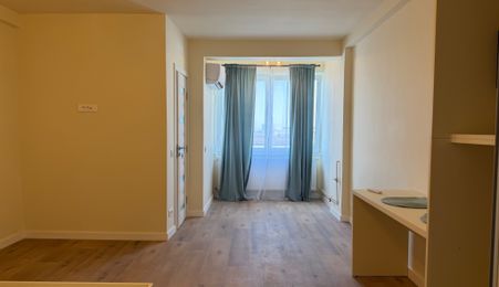 Garsonieră complet renovată, mobilată și utilată – Vatra Luminoasă