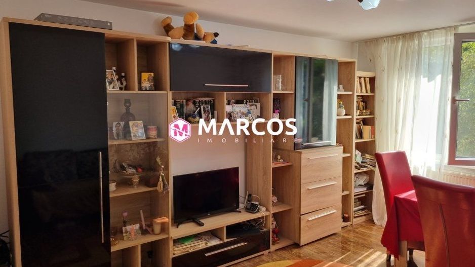 Apartament 2 camere decomandat, et.2, Central, ID 937 - Poză 1