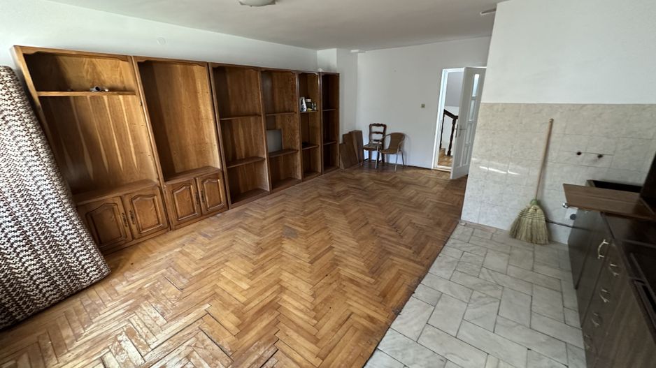 Casa pe artera - Simion Barnutiu - Poză 1