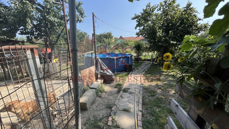 Casă individuală P+1+pod, pe piloni cu panouri solare - Poză 19