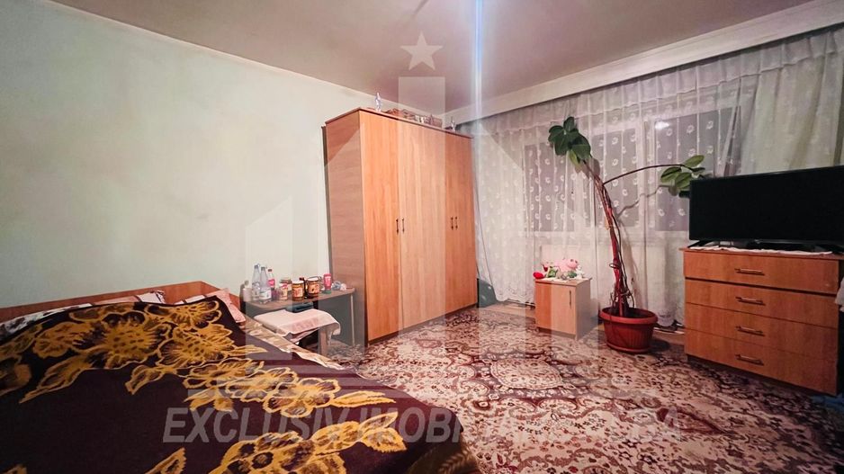 Garsoniera decomandata de vanzare, Industriala - Poză 1