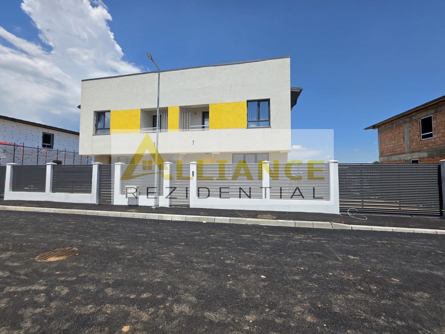 Vila 4 Camere | Toate utilitatiele | Cartier rezidential - Poză 1