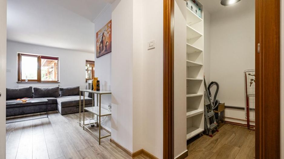 Casa parter, renovata, mobilata, gradina amenajata, str Petofi Sandor-Dumbravita - Poză 18