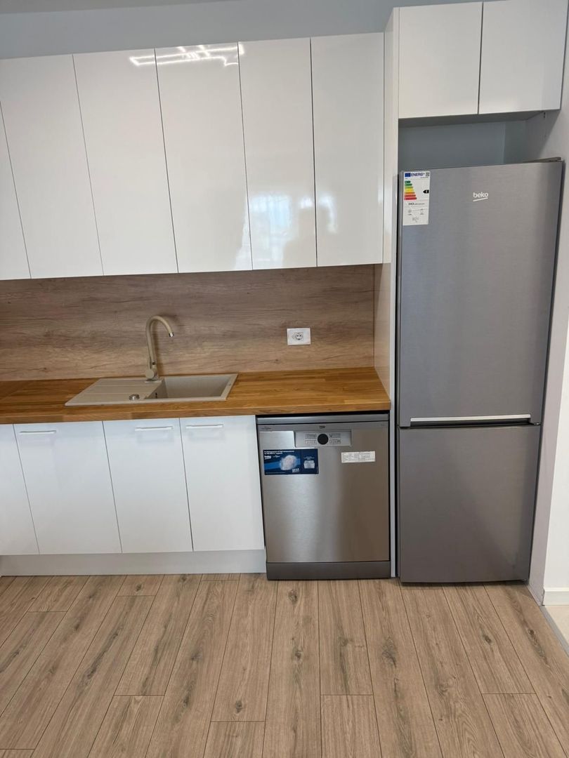 Apartament 2 camere la parter inalt de vanzare in Prima Arena - Poză 5