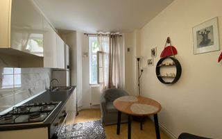 Apartament cu doua camere decomandat, piata Domenii - Poză 4