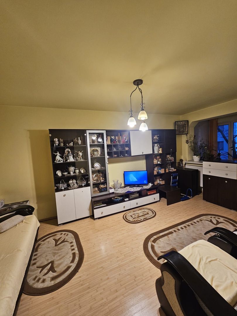 Apartament 3 decomandate- Brazda lui Novac - Poză 2
