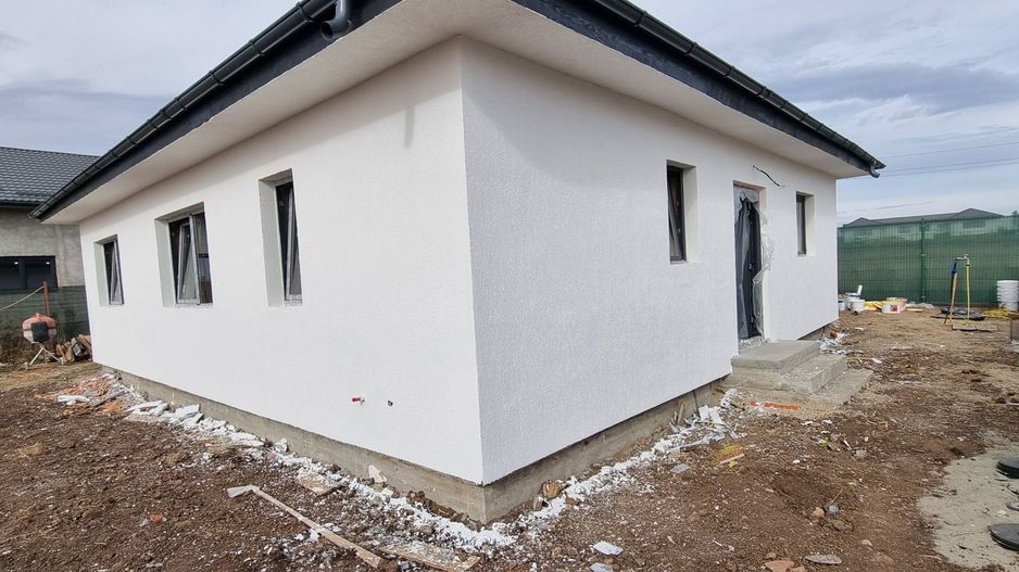 Casa Parter finisaje gata 5 camere Sector 5 granita Magurele - Poză 1