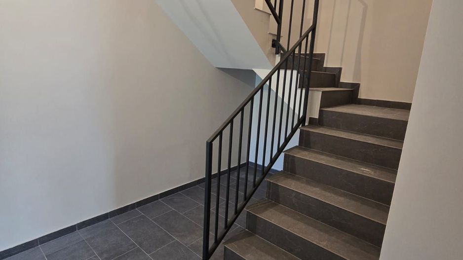 Apartament cu 2 camere 65,10 mp + 30 mp pod - vedere la muntii Caraiman Busteni - Poză 8