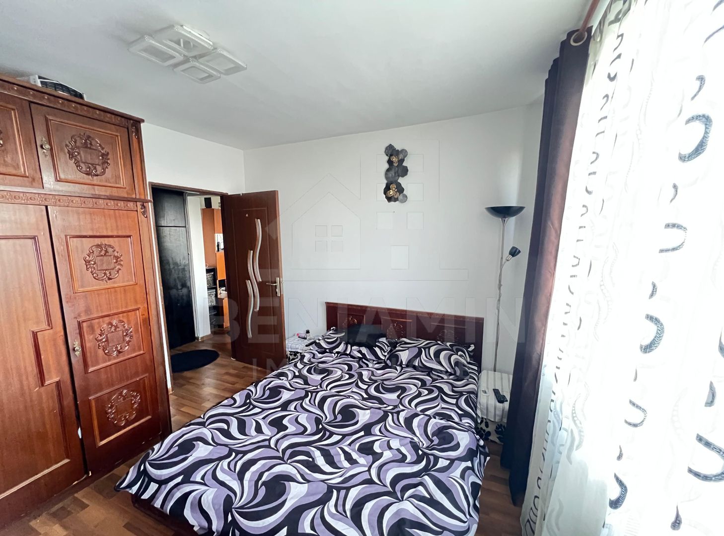 2Camere-50mp-Mobilat-Utilat-Centrala-Parcare-Lift Nou-Bd.Saturn-Astra - Poză 3
