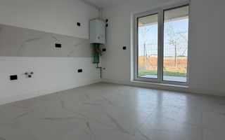 4 CAMERE | 122MP+279 CURTE + PARCARE + PISCINA - NEGOCIABIL - Poză 8