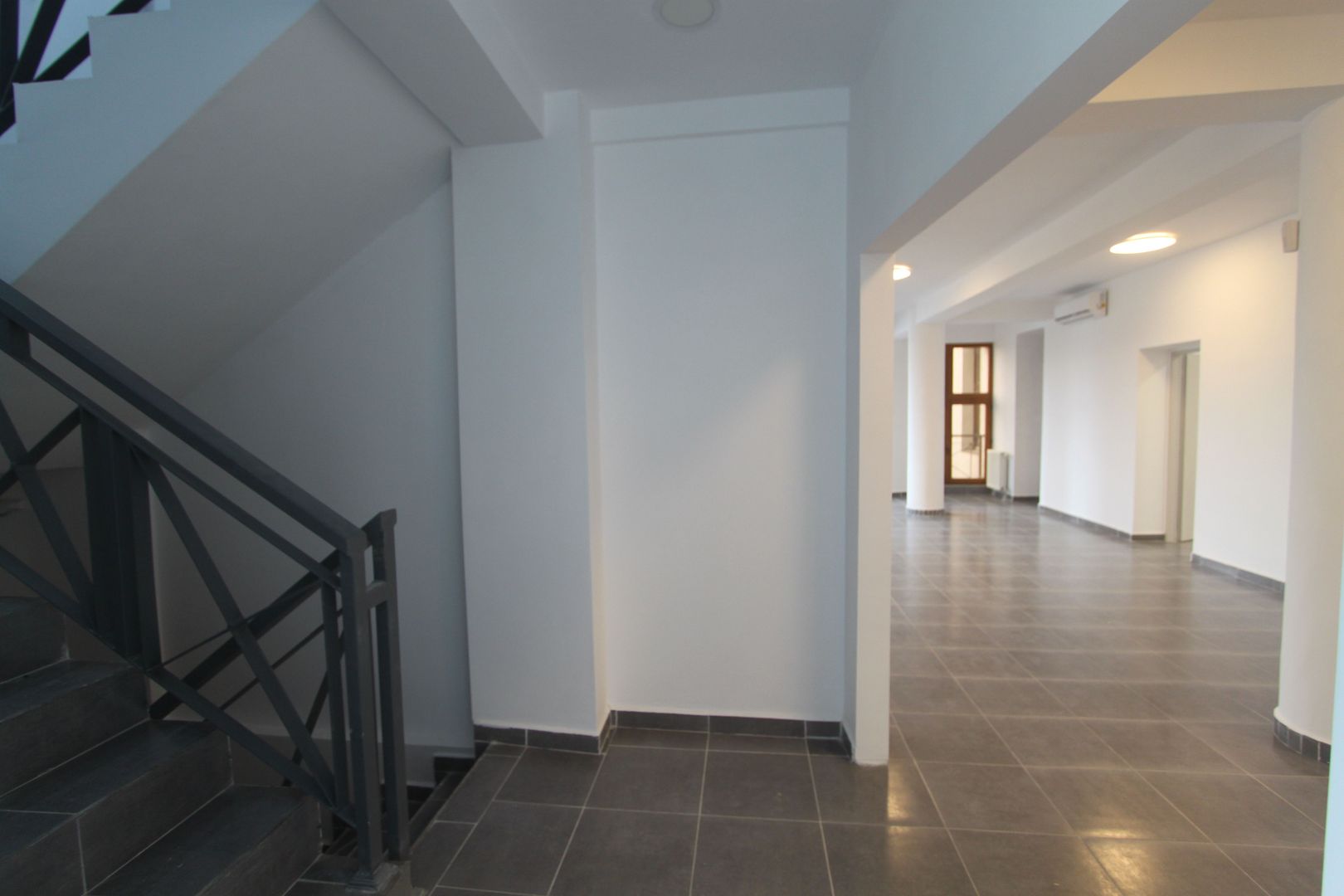 Spatiu birouri D+P - 289mp - zona Rebreanu - Poză 25