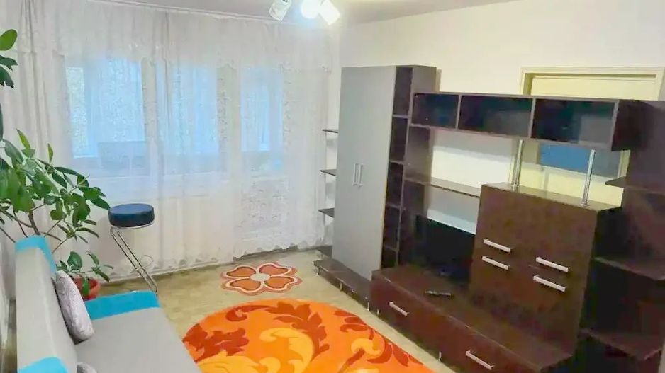 Anunț de inchiriere - Apartament cu 2 camere – Micro 19, Parma - Poză 1