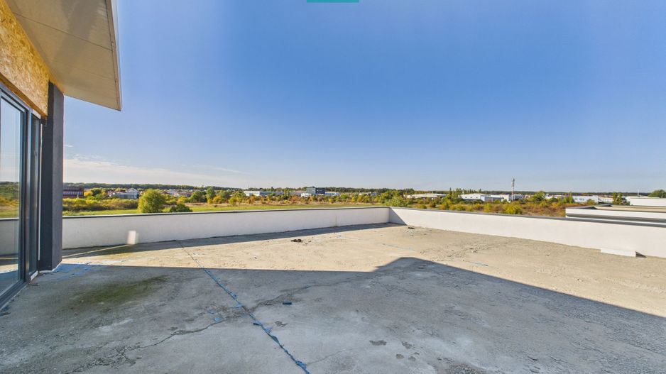 Penthouse cu lift privat și terasă mare în Ghiroda - Poză 12