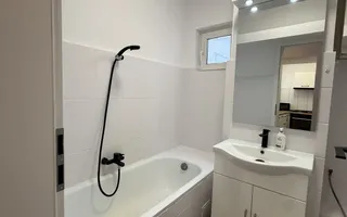 Garsonieră dublă, decomandată, 42 mp — Bd. Dacia - Poză 12
