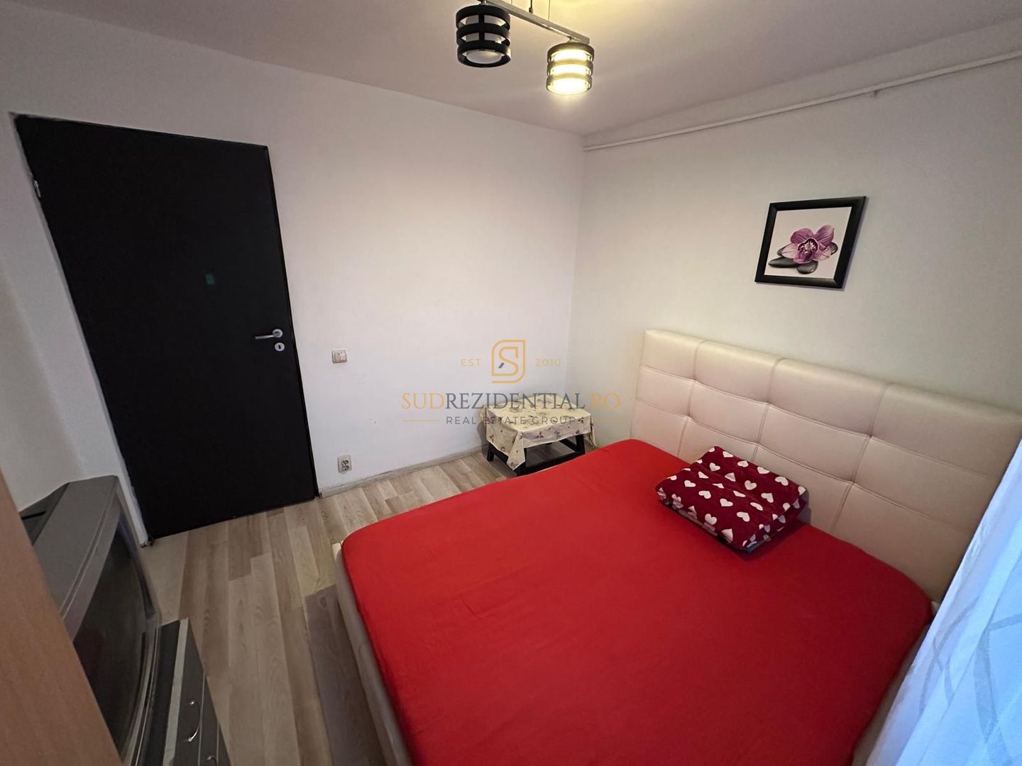 Brancoveanu - Apartament cu 2 camere, decomandat, Comision 0% - Poză 1