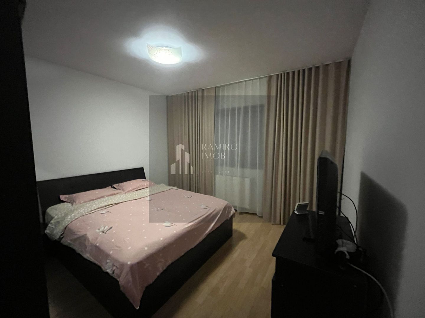 Apartament 2 camere Drumul Binelui decomandat - Poză 4