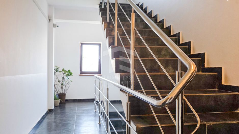 Garsonieră modernă 30 mp, Str. Cooperativei, cu balcon și parcare - Poză 14