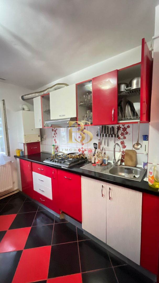 Apartament 3 camere de vânzare | Parter | Zona Micro 16 - Poză 12