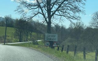 Teren intravilan 8900 mp-Sacadat-Sovata - Poză 7