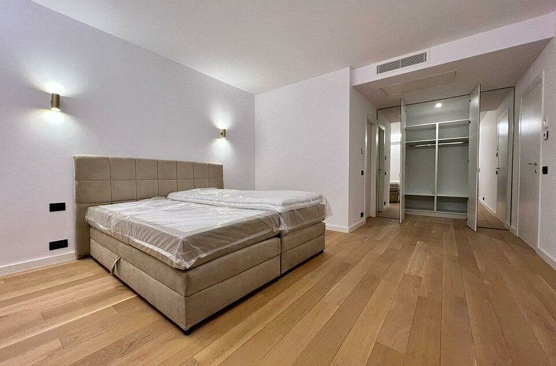 Inchiriere apartament 4 camere  | One Herastrau Towers - Poză 1