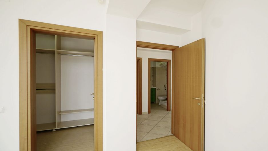 Vila Voluntari, stradal - Poză 34