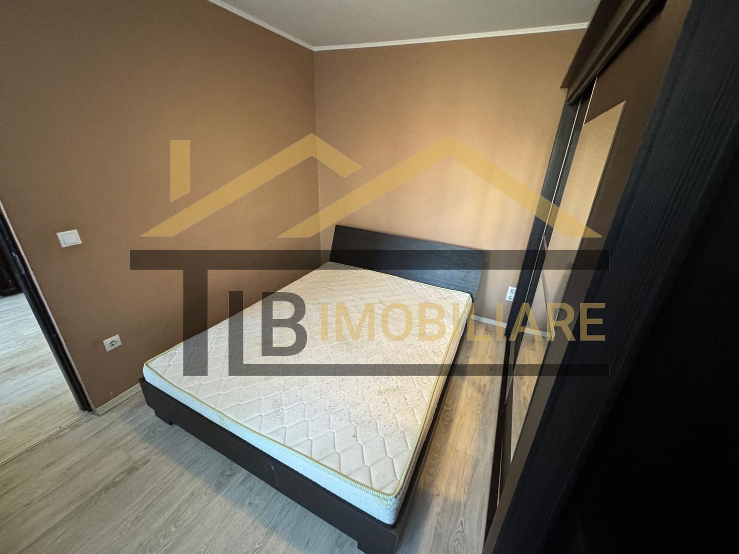 Apartament cu 2 camere, 37 mp, Zona Dambu - Poză 4