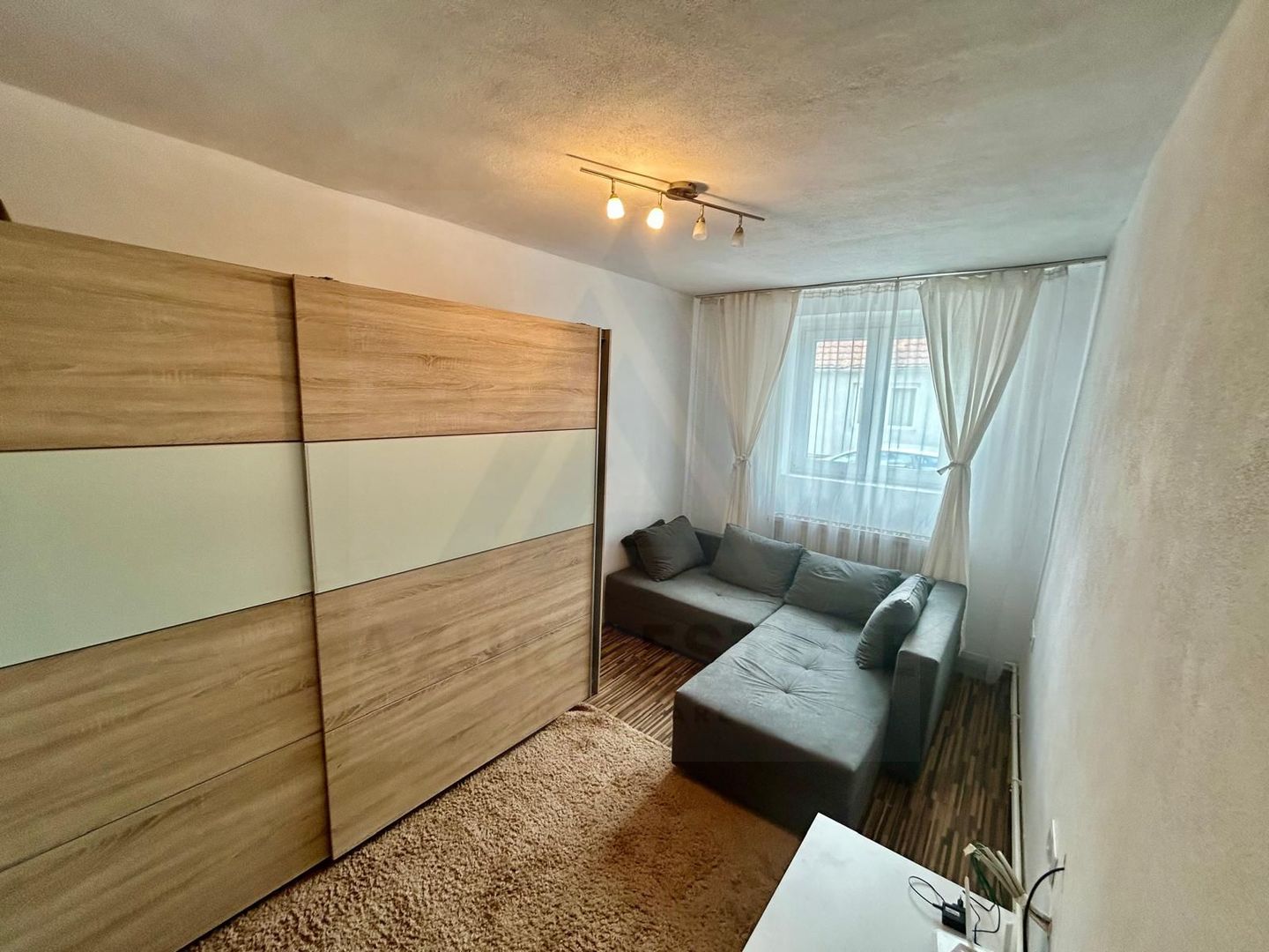 Casa 4 camere 100 mp Tiglari - Poză 3