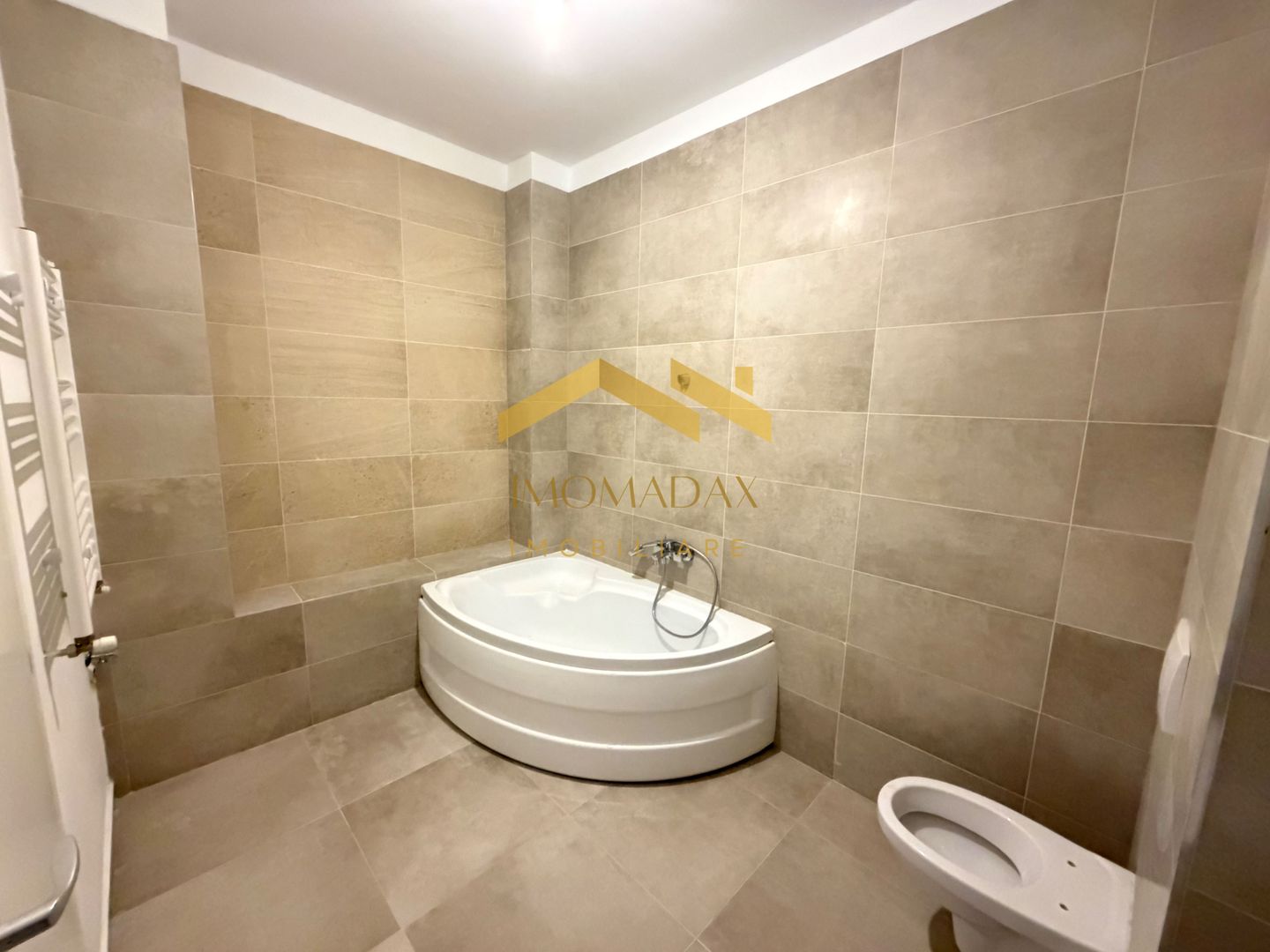 Aradului-3 Camere-2 Balcoane - Poză 10