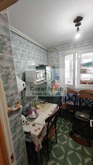 Vand apartament zona linistita - Poză 8