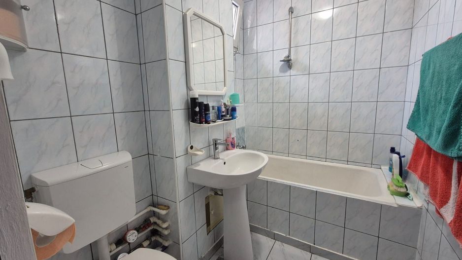 Ap 3 camere Titan - Piata Miniș mobilat/utilat - Poză 9