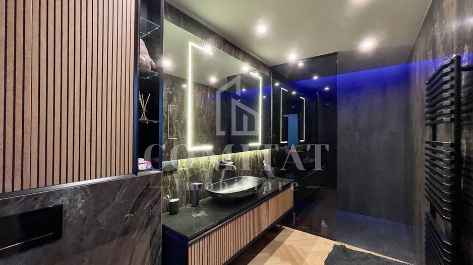 0% comision Vilă de lux la cheie lângă liziera pădurii - Poză 16