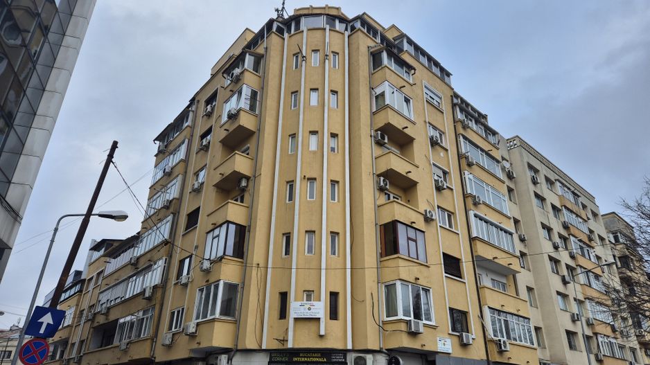 Apartament cu 3 camere - piata Unirii - Poză 9